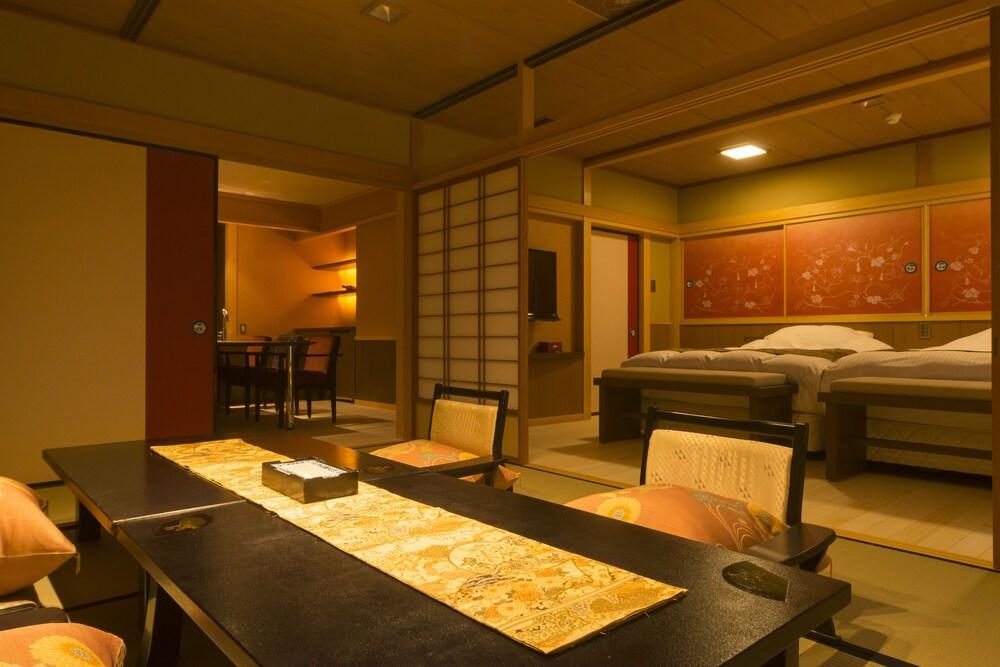 Hotel Tachibana Shikitei Kaga  Zewnętrze zdjęcie